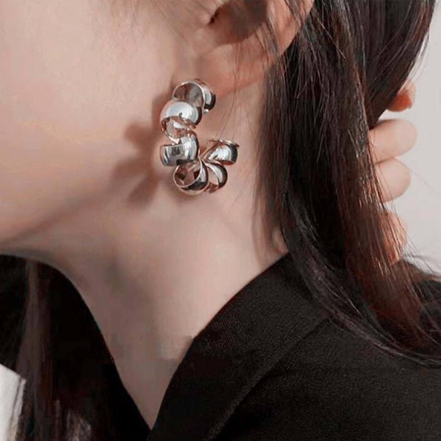 Vintage Exaggerated Irregular Circle Earrings Twist Hoop Earrings Twisted Rope Round Earrings Silver Circle Hoop Dangle Earrings Jewelry for Women