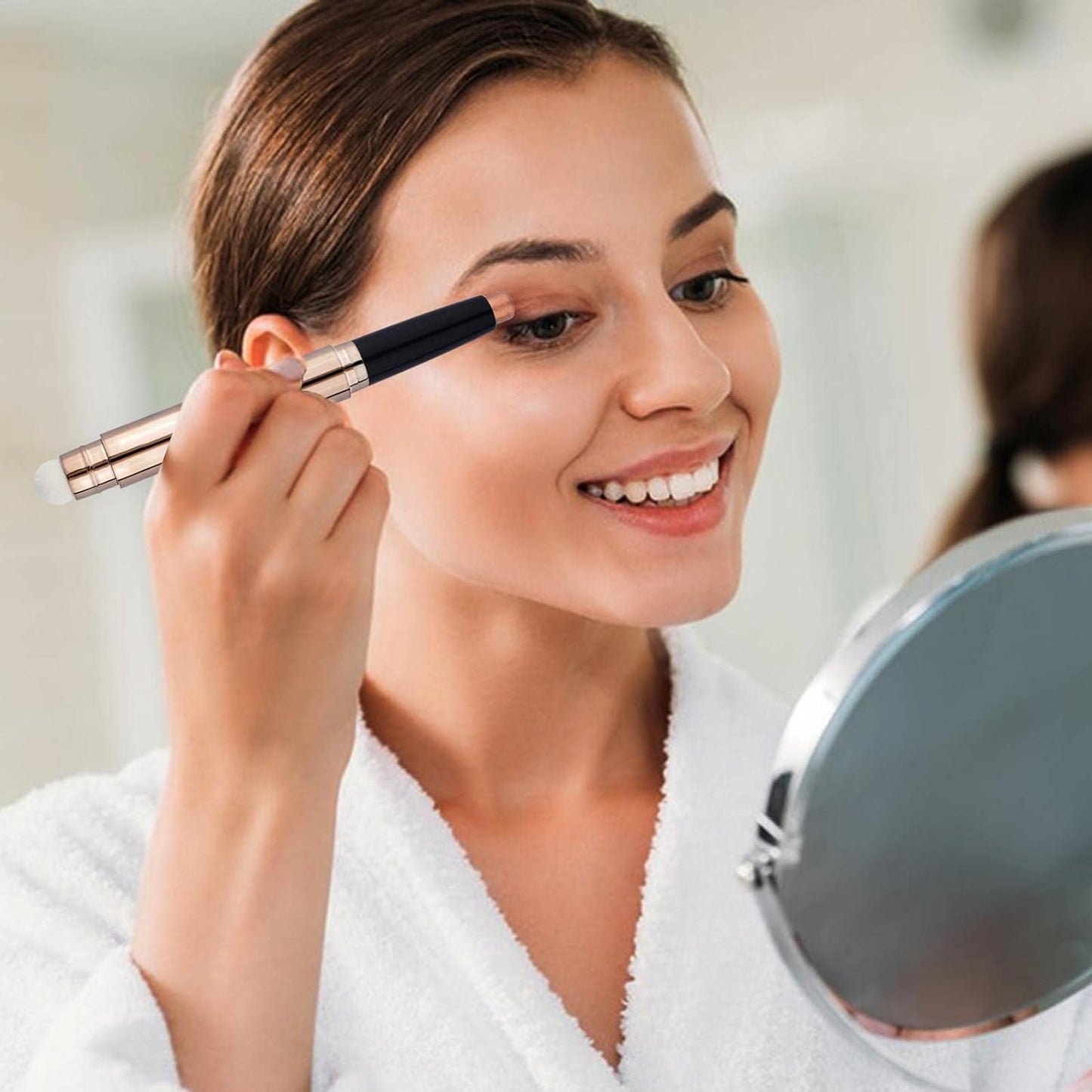 Champagne Eyeshadow Stick And Sponge Makeup Brush Cream Shimmer Smooth Shadow Pencil Eyeliner Long Lasting Waterproof Eye Shadow Highlighter Stick Hypoallergenic Multi-Dimensional Eyes Look ( # 04)