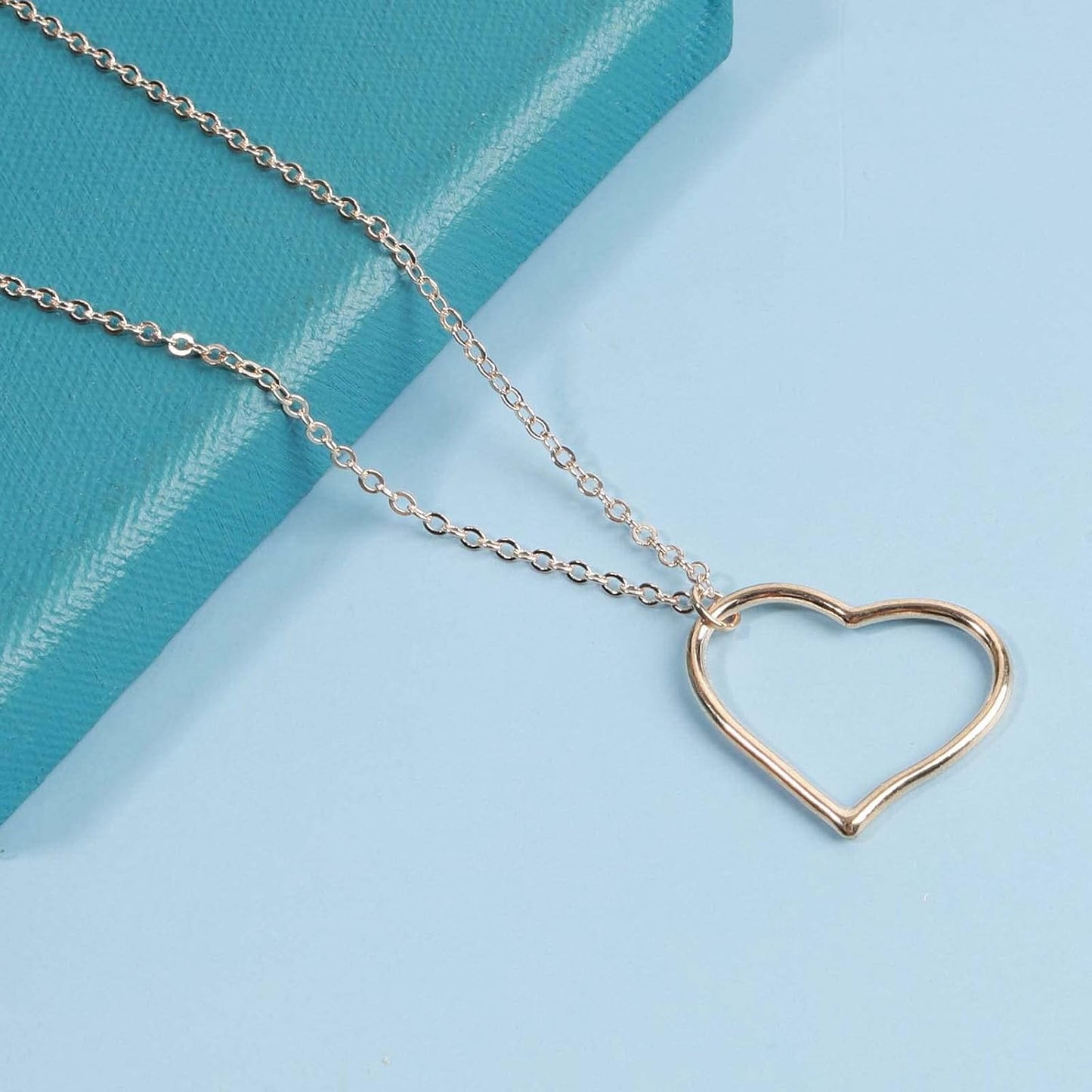 Boho Long Heart Necklace Open Heart Pendant Necklace Floating Heart Chain Necklace Gold Hollow Heart Necklace Jewelry for Women