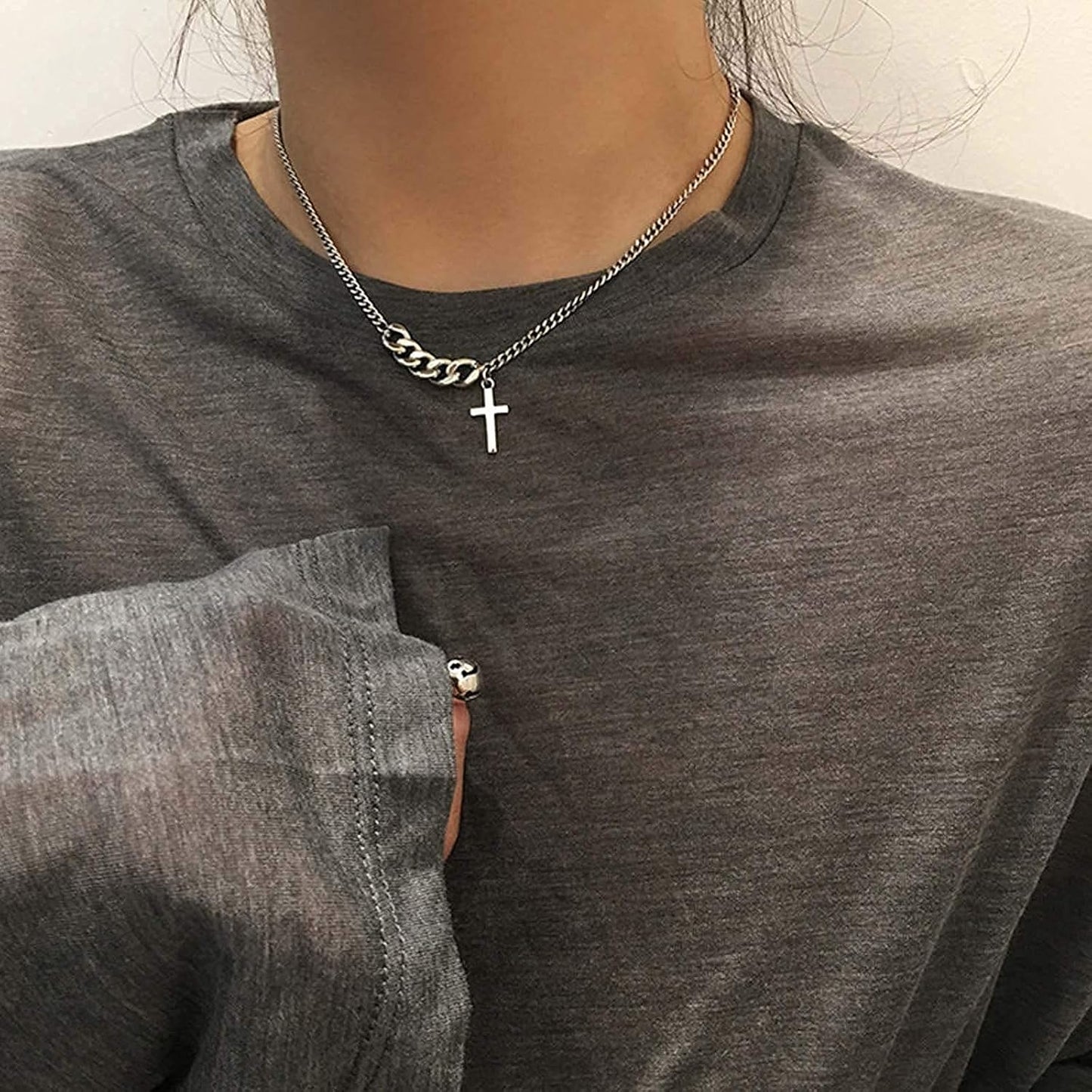 Vintage Cross Necklace Creative Chunky Cuban Chain Tiny Cross Pendant Choker Clavicle Chain Necklace Jewelry for Women and Girls
