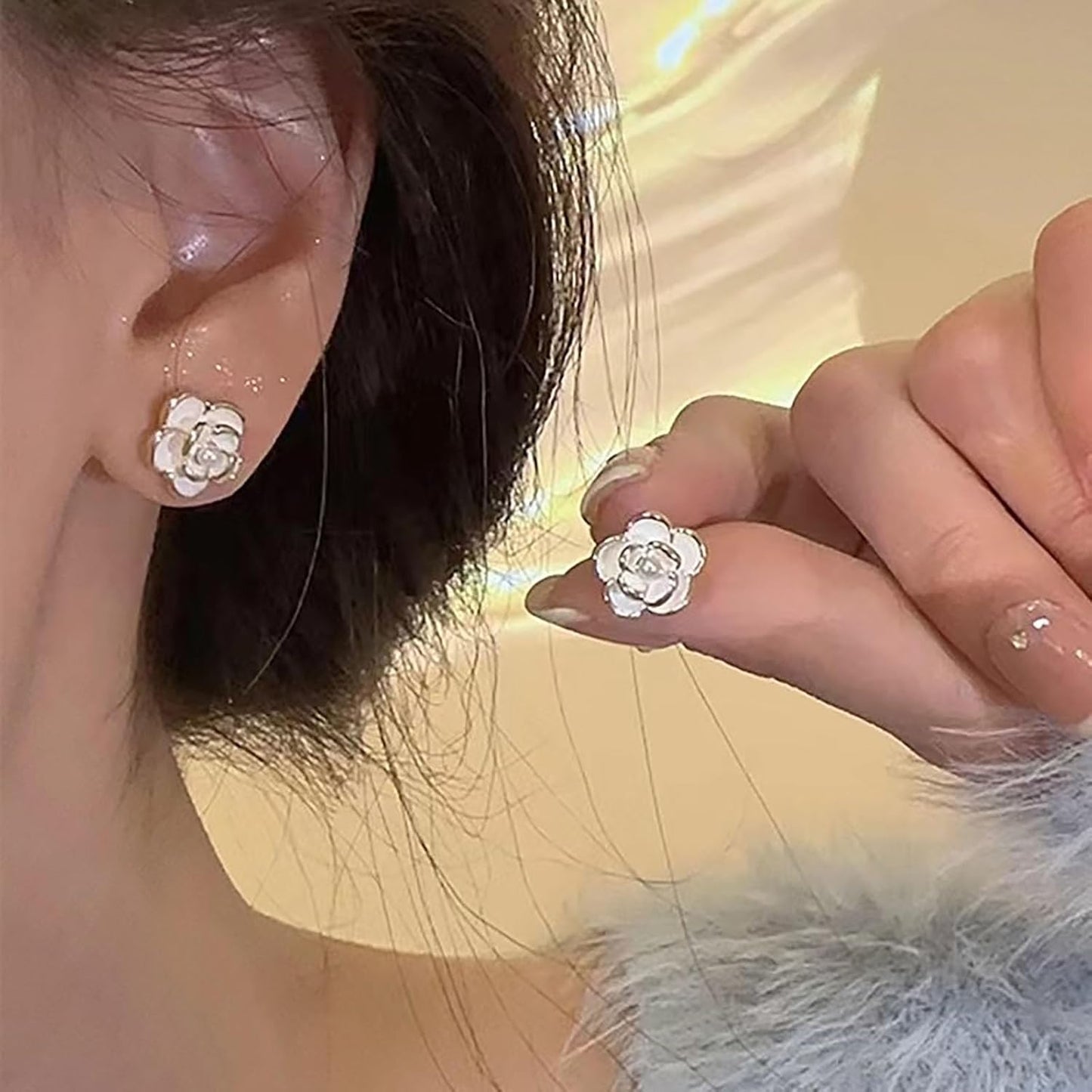 Vintage Pearl Flower Earrings Camellia Flower Stud Earrings Enamel White Flower Petal Earrings Gold Pearl Stud Earrings Jewelry for Women